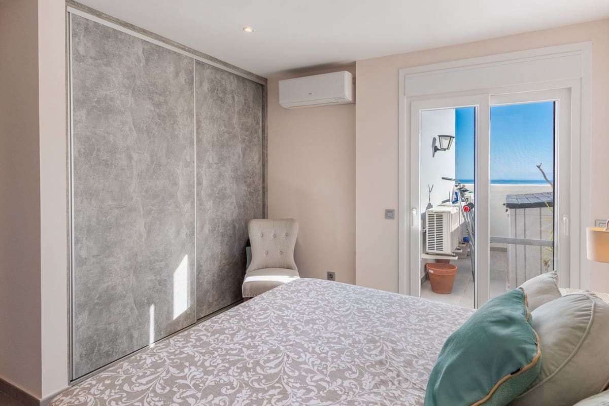 2 sovrum Takvåning till salu i Benahavis med pool garage - 549 000 € (Ref: 9476227)