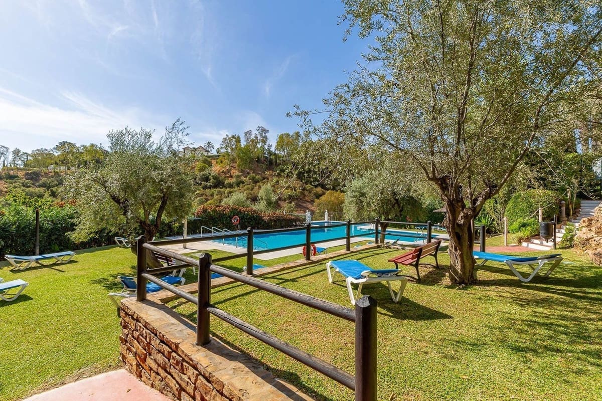 2 camera da letto Attico in vendita in Benahavis con piscina garage - 549.000 € (Rif: 9476227)