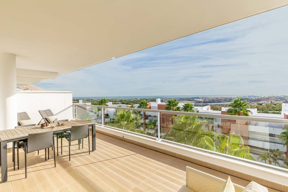 3 bedroom Apartment for sale in Los Arqueros with pool garage - € 750,000 (Ref: 9476228)