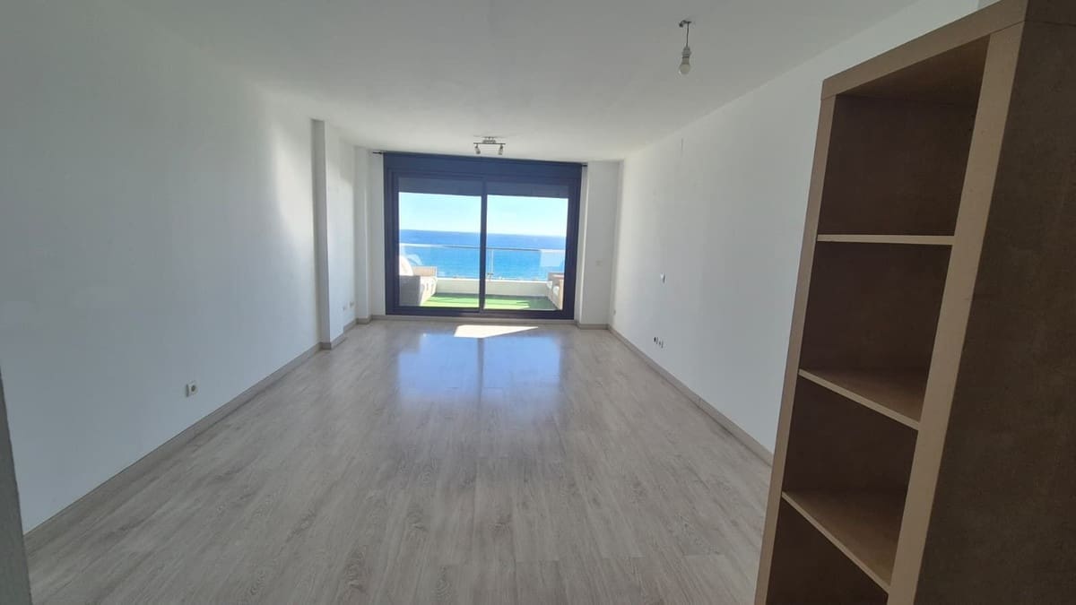 2 bedroom Apartment for sale in Bahia de Casares with pool garage - € 350,000 (Ref: 9476260)