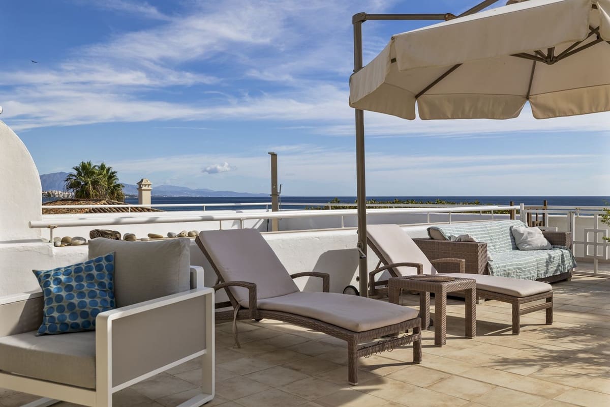 2 soveværelse Lejlighed til salg i Buenas Noches med swimmingpool garage - € 585.000 (Ref: 9487247)