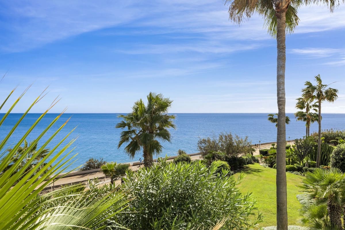 2 bedroom Apartment for sale in Buenas Noches with pool garage - € 550,000 (Ref: 9487247)
