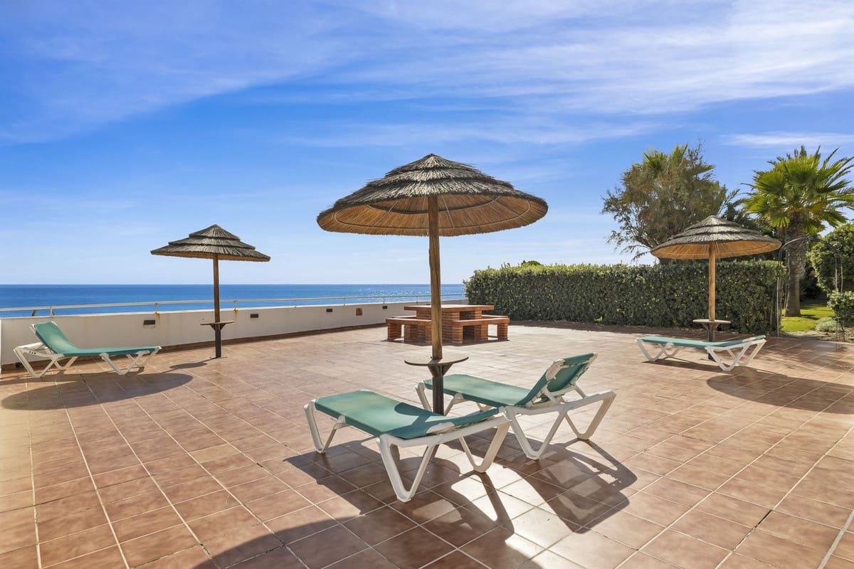 2 bedroom Apartment for sale in Buenas Noches with pool garage - € 550,000 (Ref: 9487247)