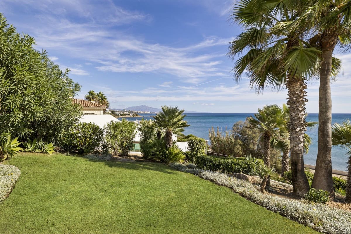 2 bedroom Apartment for sale in Buenas Noches with pool garage - € 550,000 (Ref: 9487247)