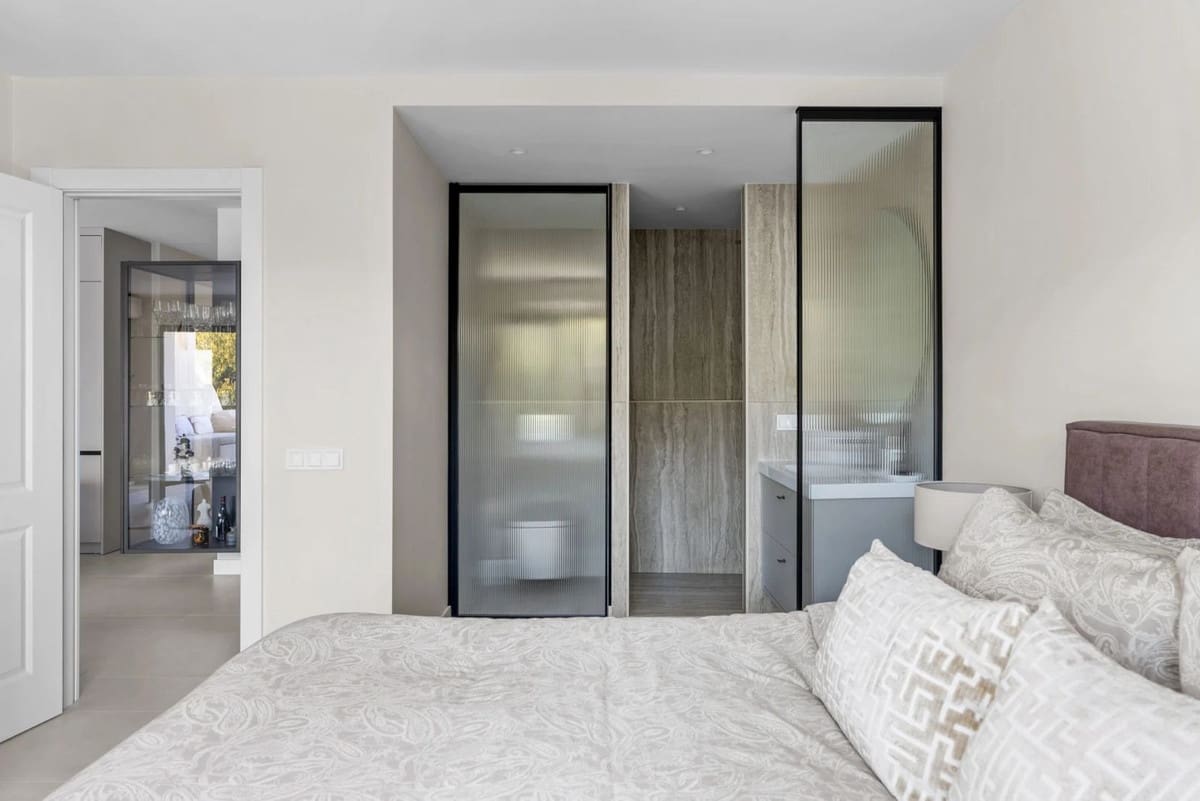 3 chambre Appartement à vendre à Benahavis avec piscine garage - 599 000 € (Ref: 9490924)