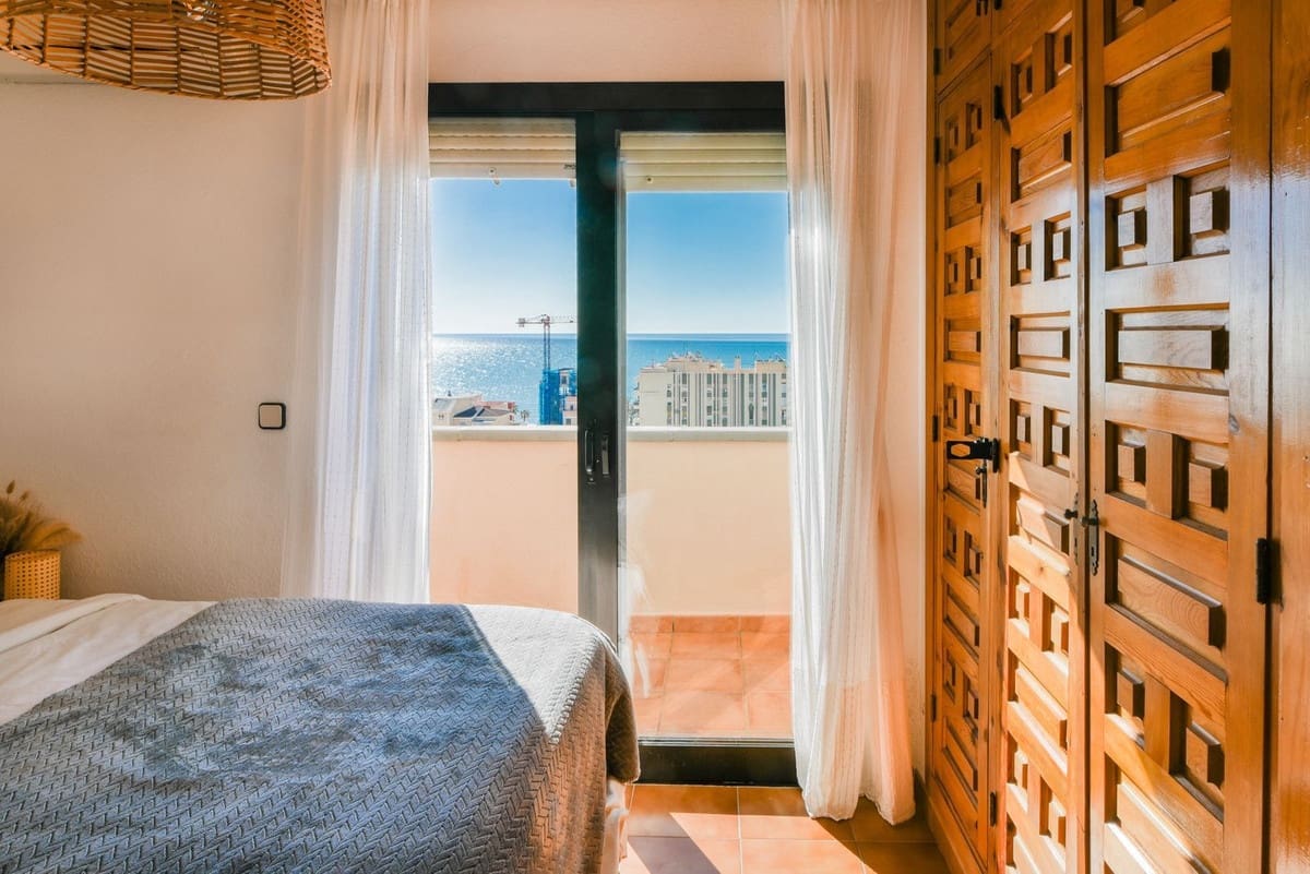 2 bedroom Apartment for sale in Torremolinos with pool garage - € 345,000 (Ref: 9493944)