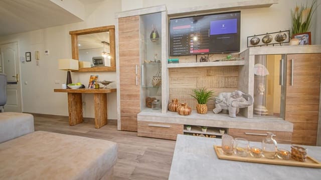 2 slaapkamer Appartement te koop in La Duquesa / Puerto de la Duquesa, Manilva met zwembad garage - € 225.000 (Ref: 9500665)