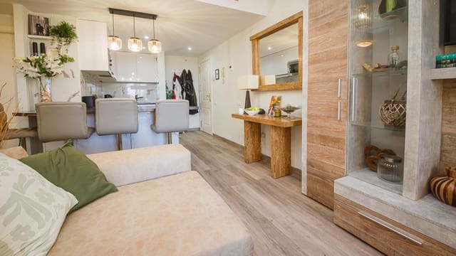 2 slaapkamer Appartement te koop in La Duquesa / Puerto de la Duquesa, Manilva met zwembad garage - € 225.000 (Ref: 9500665)