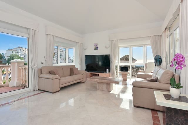 3 sypialnia Willa na sprzedaż w Calahonda, Mijas z basenem garażem - 999 000 € (Ref: 9506756)