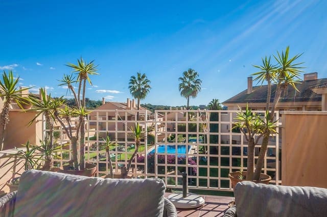 2 slaapkamer Appartement te koop in Elviria, Marbella met zwembad garage - € 419.000 (Ref: 9506758)