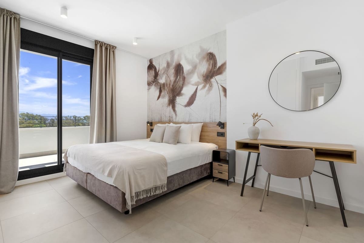 2 bedroom Penthouse for sale in Torremolinos with pool garage - € 945,000 (Ref: 9506759)