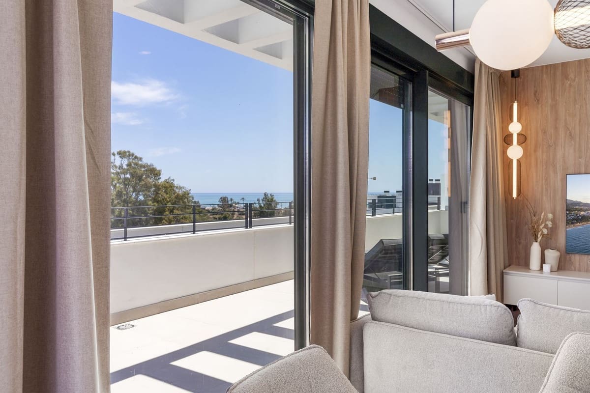 2 slaapkamer Penthouse te koop in Torremolinos met zwembad garage - € 945.000 (Ref: 9506759)