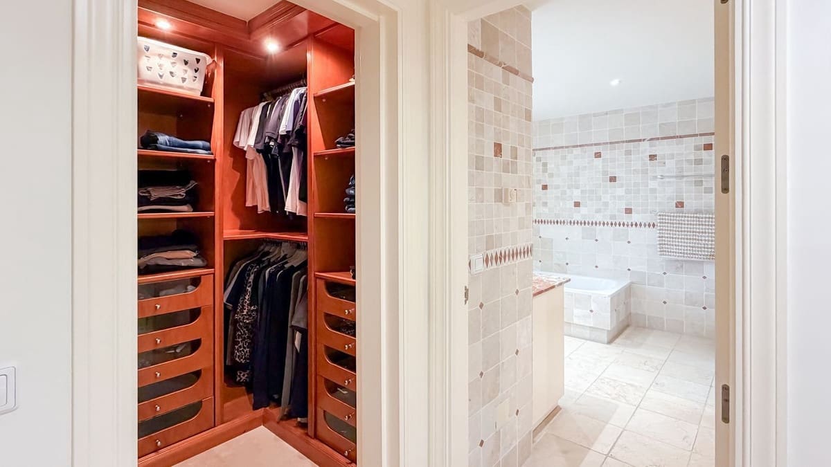 4 slaapkamer Villa te koop in Mijas Golf met zwembad garage - € 1.150.000 (Ref: 9520960)