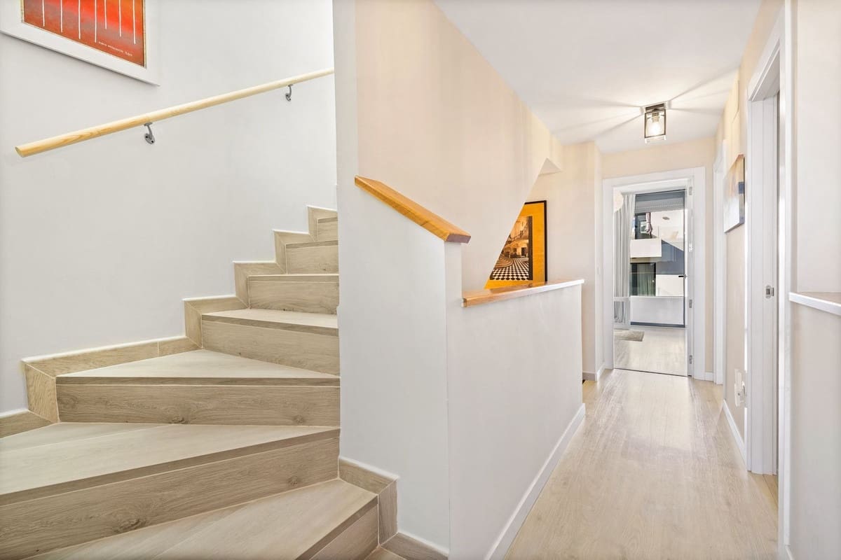 3 soveværelse Byhus til salg i Fuengirola med swimmingpool garage - € 899.000 (Ref: 9520961)