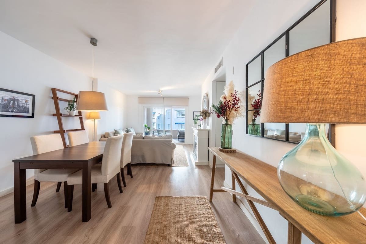 3 slaapkamer Appartement te koop in Nueva Andalucia met zwembad garage - € 439.000 (Ref: 9521660)