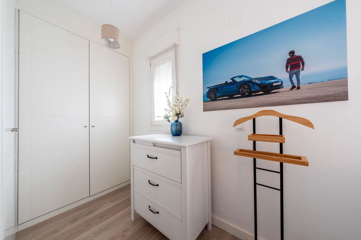 3 slaapkamer Appartement te koop in Nueva Andalucia met zwembad garage - € 439.000 (Ref: 9521660)