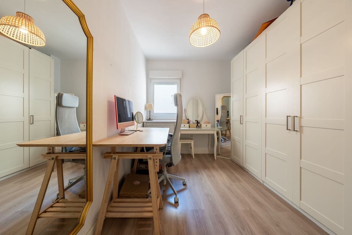 3 slaapkamer Appartement te koop in Nueva Andalucia met zwembad garage - € 439.000 (Ref: 9521660)