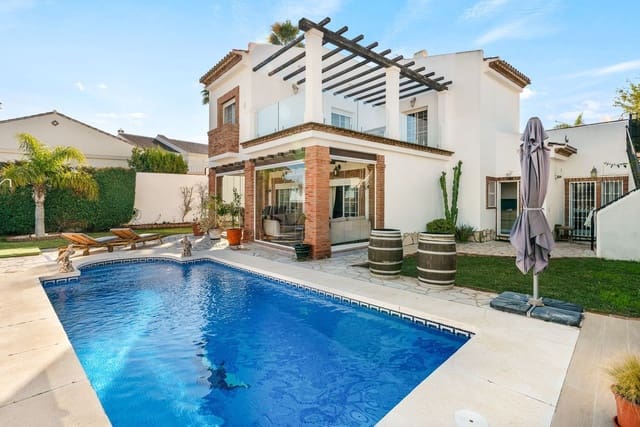 4 slaapkamer Villa te koop in Mijas Costa, Mijas met zwembad garage - € 760.000 (Ref: 9521952)