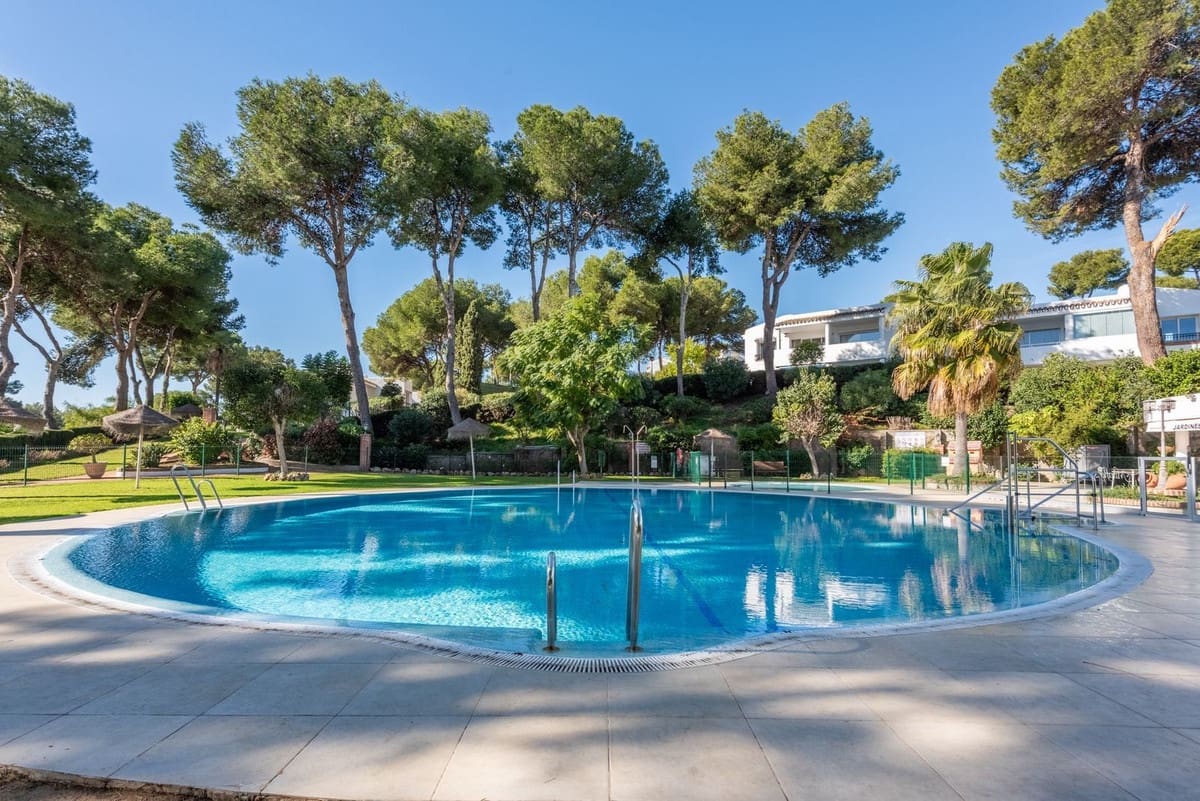2 soveværelse Penthouse til salg i Riviera del Sol med swimmingpool garage - € 365.000 (Ref: 9521953)