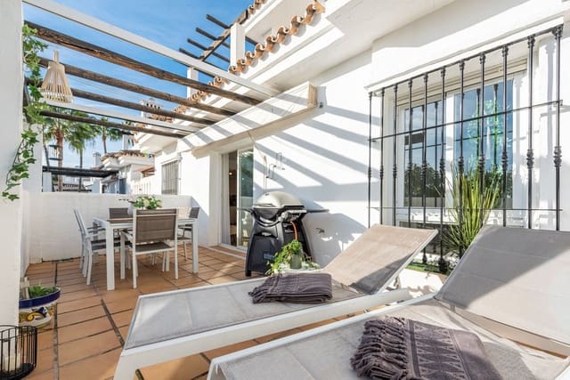 3 slaapkamer Appartement te koop in Nueva Andalucia, Marbella met zwembad garage - € 589.000 (Ref: 9523069)