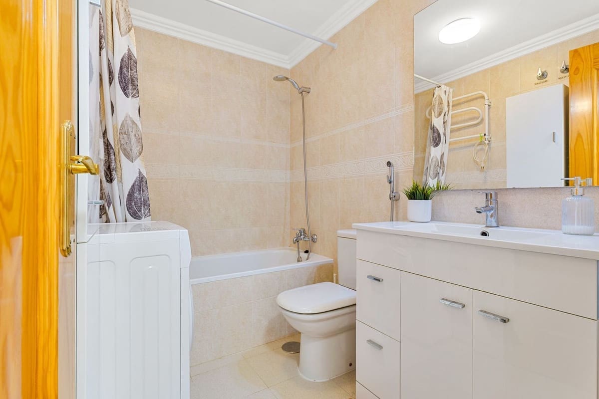 1 sypialnia Apartament na sprzedaż w Fuengirola z basenem garażem - 239 000 € (Ref: 9528672)