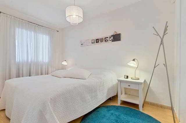 1 sypialnia Apartament na sprzedaż w Fuengirola z basenem garażem - 239 000 € (Ref: 9528672)