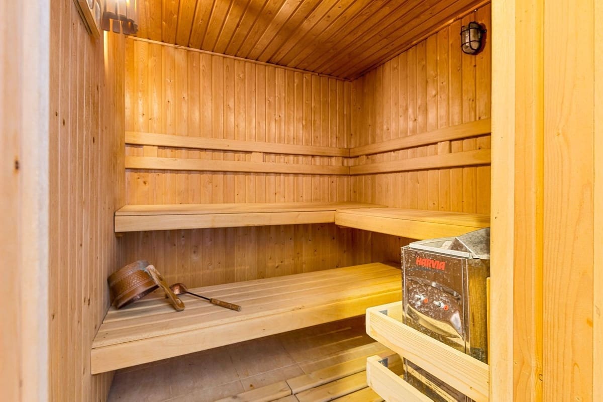 1 sypialnia Apartament na sprzedaż w Fuengirola z basenem garażem - 239 000 € (Ref: 9528672)