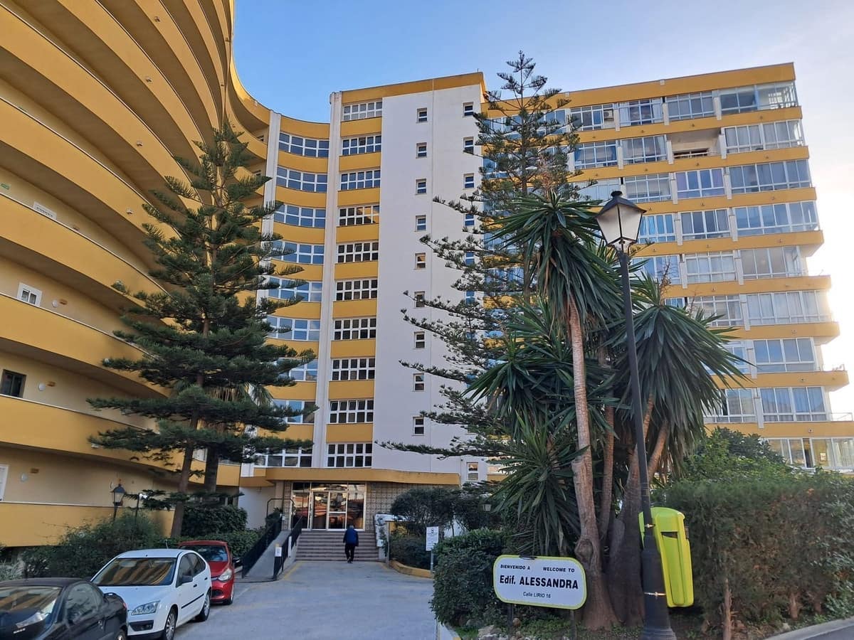 1 sovrum Lägenhet till salu i Fuengirola med pool garage - 230 000 € (Ref: 9528673)