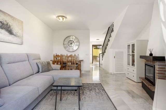 2 makuuhuone Omakotitalo myytävänä paikassa Bel-Air, Estepona mukana uima-altaan 
autotalli - 485 000 € (Ref: 9538990)