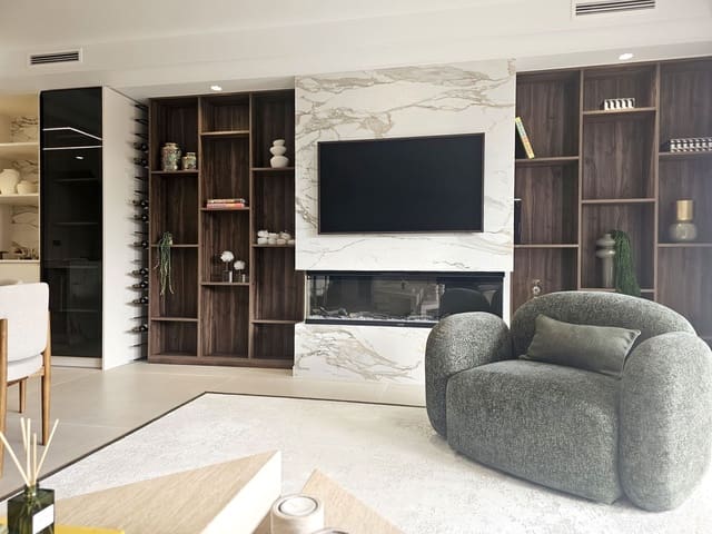 4 bedroom Semi-detached Villa for sale in Golden Mile, Marbella with pool garage - € 1,995,000 (Ref: 9538991)