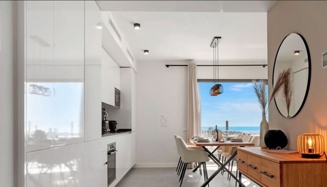 3 bedroom Apartment for sale in La Cala de Mijas, Mijas with pool garage - € 660,000 (Ref: 9538992)