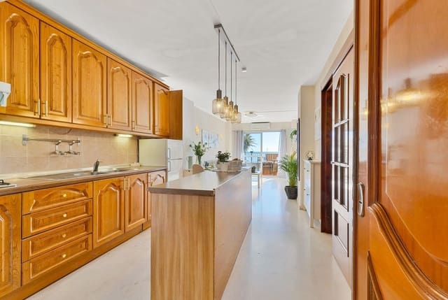 1 slaapkamer Appartement te koop in Fuengirola met zwembad garage - € 360.000 (Ref: 9539481)