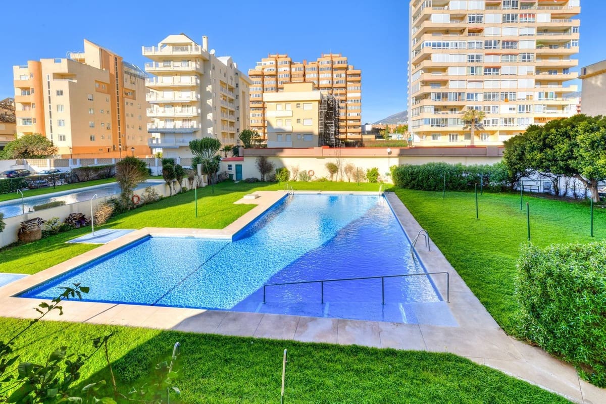 1 slaapkamer Appartement te koop in Fuengirola met zwembad garage - € 360.000 (Ref: 9539481)
