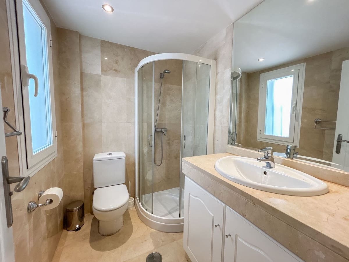 2 bedroom Apartment for sale in Buenas Noches with pool garage - € 650,000 (Ref: 9541929)