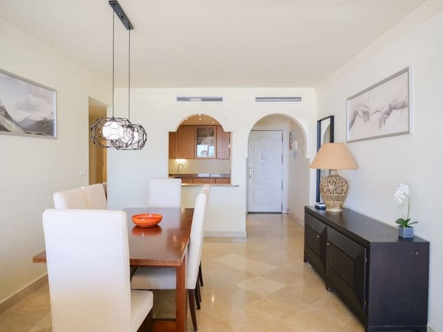 2 Zimmer Apartment zu verkaufen in Buenas Noches, Estepona mit Pool Garage - 650.000 € (Ref: 9541929)