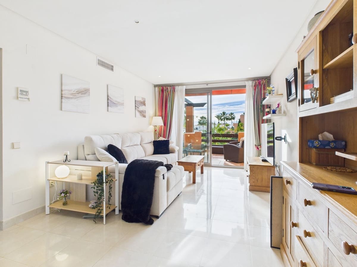 2 soveværelse Penthouse til salg i Estepona med swimmingpool garage - € 390.000 (Ref: 9541933)