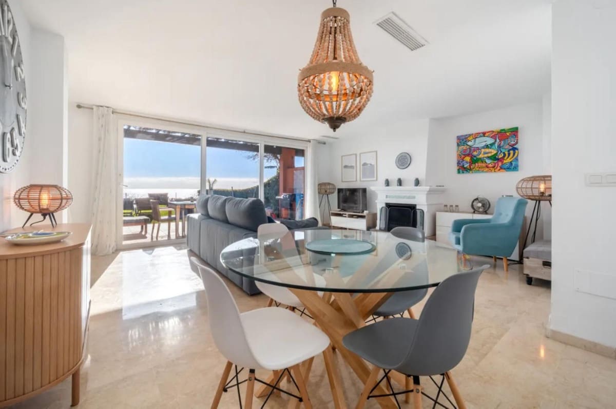3 chambre Maison de Ville à vendre à Estepona avec piscine garage - 1 050 000 € (Ref: 9542401)