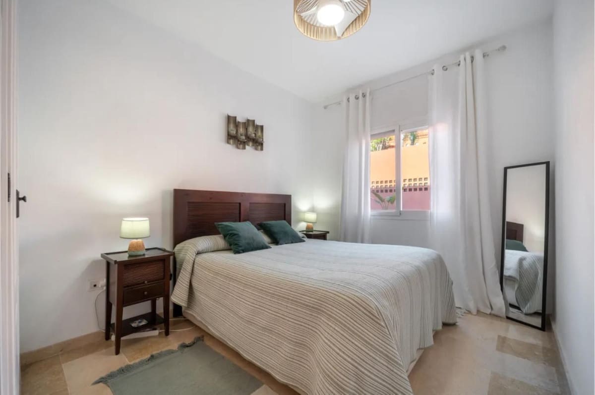 3 chambre Maison de Ville à vendre à Estepona avec piscine garage - 1 050 000 € (Ref: 9542401)