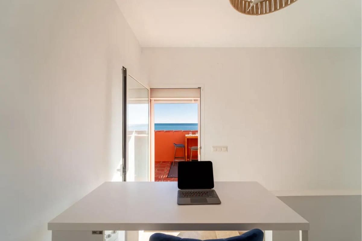 3 chambre Maison de Ville à vendre à Estepona avec piscine garage - 1 050 000 € (Ref: 9542401)