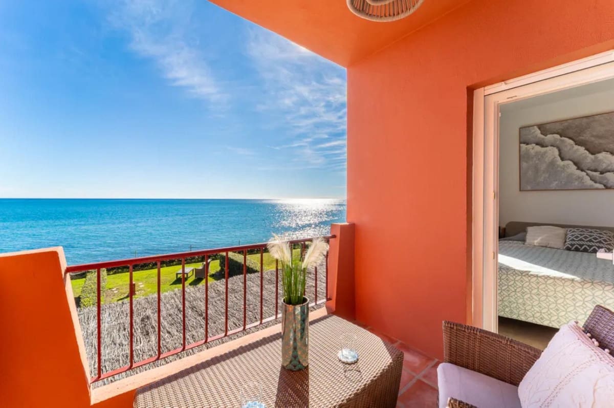 3 chambre Maison de Ville à vendre à Estepona avec piscine garage - 1 050 000 € (Ref: 9542401)