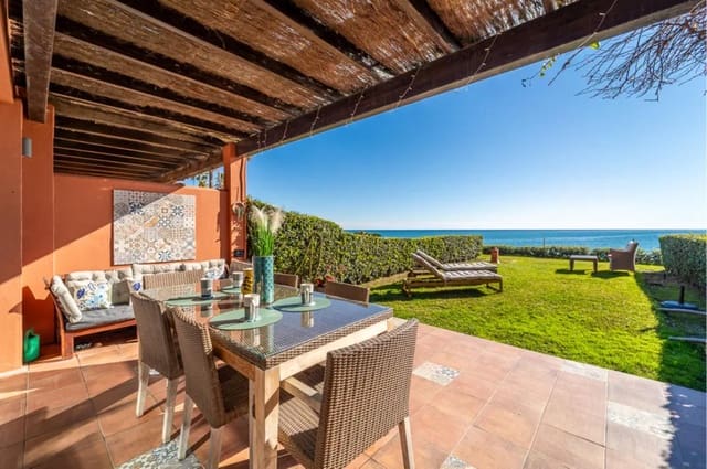 3 chambre Maison de Ville à vendre à Estepona avec piscine garage - 1 050 000 € (Ref: 9542401)