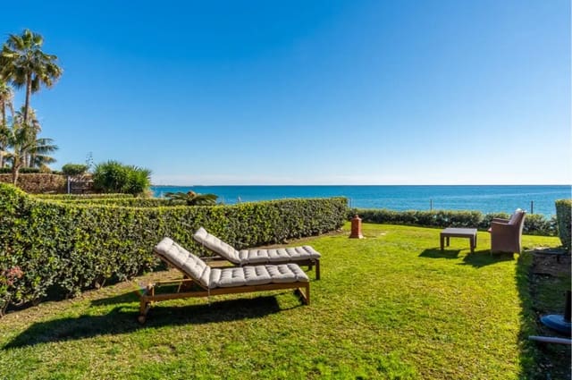 3 chambre Maison de Ville à vendre à Estepona avec piscine garage - 1 050 000 € (Ref: 9542401)