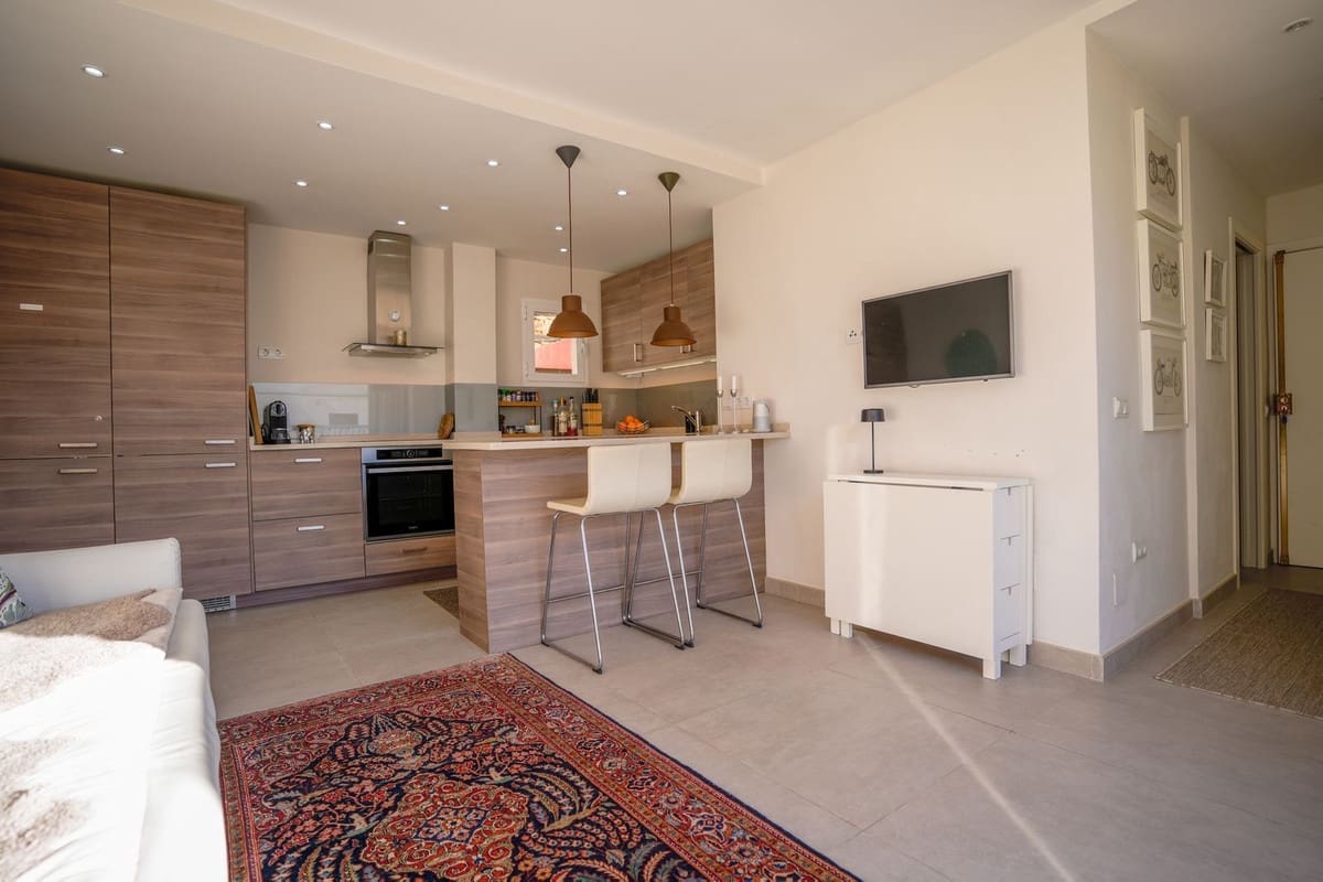 1 sypialnia Penthouse na sprzedaż w Marbella z basenem garażem - 450 000 € (Ref: 9542709)