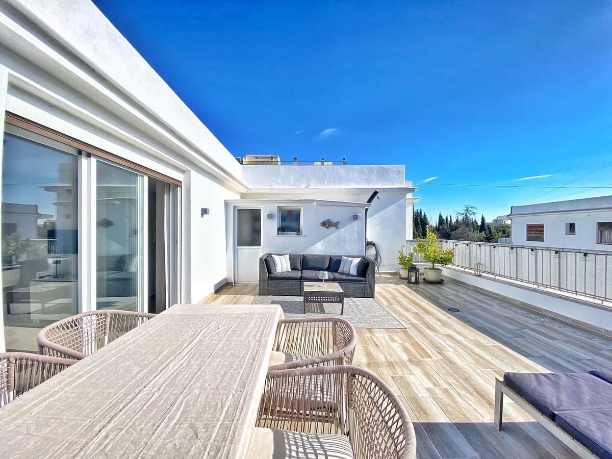 1 sypialnia Penthouse na sprzedaż w Marbella z basenem garażem - 450 000 € (Ref: 9542709)