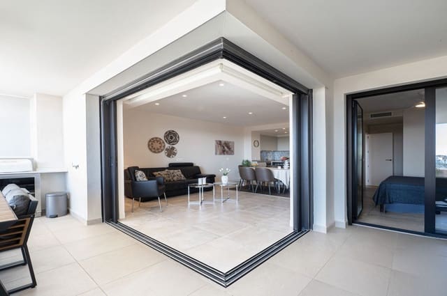 3 makuuhuone Huoneisto myytävänä paikassa La Cala de Mijas, Mijas mukana uima-altaan 
autotalli - 749 000 € (Ref: 9547016)