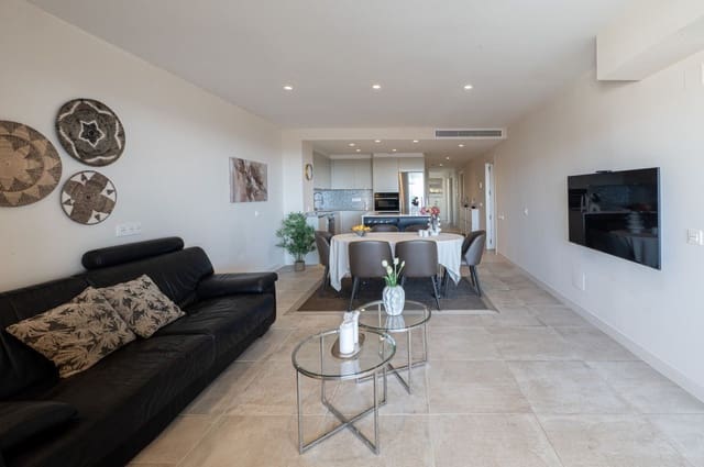 3 makuuhuone Huoneisto myytävänä paikassa La Cala de Mijas, Mijas mukana uima-altaan 
autotalli - 749 000 € (Ref: 9547016)