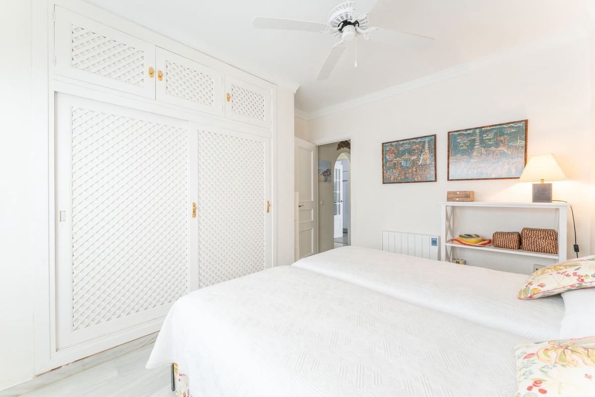 2 slaapkamer Appartement te koop in Calahonda met zwembad garage - € 389.000 (Ref: 9547183)