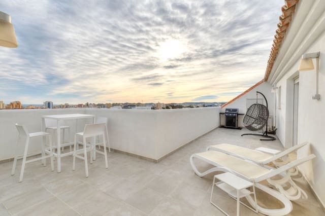 3 chambre Penthouse à vendre à Fuengirola avec piscine garage - 595 000 € (Ref: 9547184)