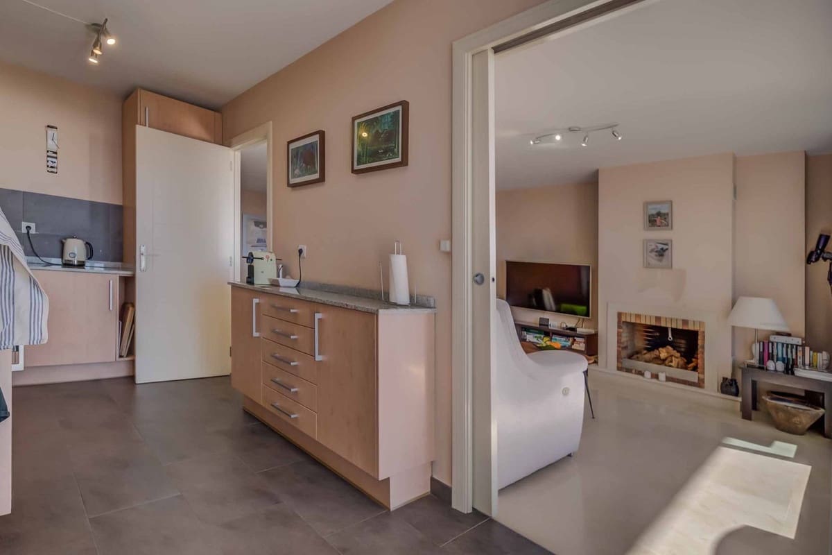 2 slaapkamer Appartement te koop in Calahonda met zwembad garage - € 419.000 (Ref: 9559050)