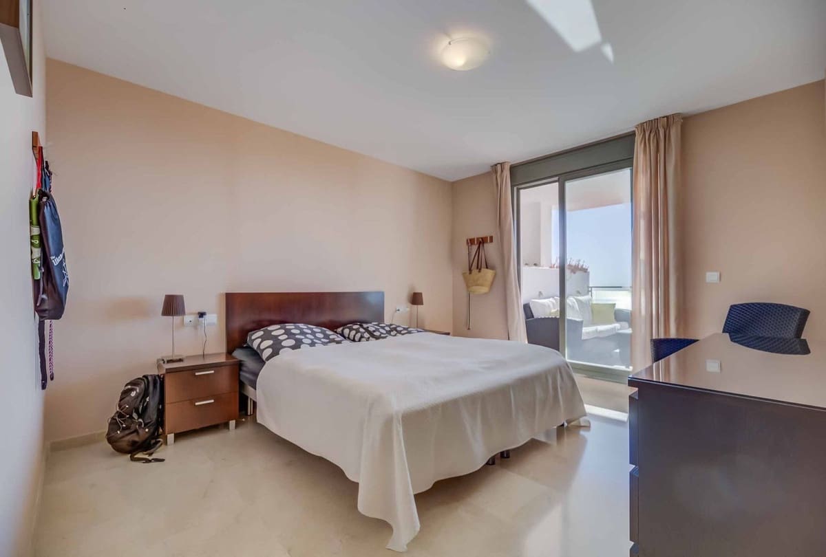 2 slaapkamer Appartement te koop in Calahonda met zwembad garage - € 419.000 (Ref: 9559050)